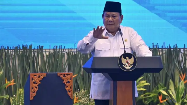 Prabowo subianto, efisiensi, urbanisasi, pengangguran