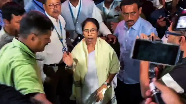 ममता बनर्जी 