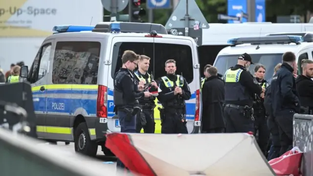 این حادثه تازه‌ترین مورد از حملات خشونت‌آمیز در آلمان طی ماه‌های اخیر است.