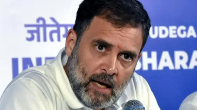 राहुल गांधी 