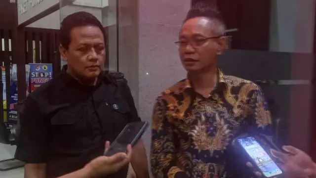 Merasa dirugikan dengan surat yang dibuat Romo Paschal, Wakabinda Kepri, Bambang Prianggodo membuat laporan ke Polda Kepri, Senin (07/02).