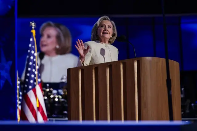 Cựu Ngoại trưởng Mỹ Hillary Clinton