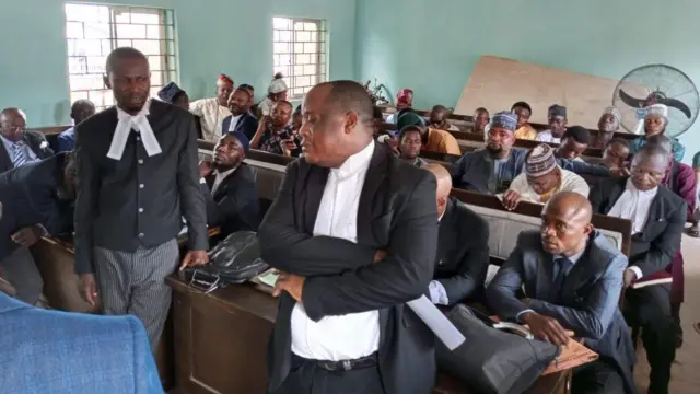 Ikọ agbẹjọro nile ẹjọ