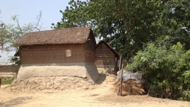 বসুন্ধারি গ্রামের একটা বাড়িও আস্ত ছিল না, হত্যাকারীরা সব ঘর জ্বালিয়ে দিয়েছিল