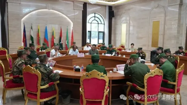 သြဂုတ် ၂၀ ရက် ပန်ဆန်းအစည်းအဝေးမြင်ကွင်း