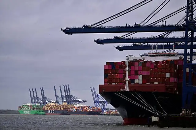 ਭਾਰਤ ਵਿੱਚ ਐਲਪੀਜੀ ਦੀ ਖਪਤ ਦਾ ਕਰੀਬ 60 ਫੀਸਦ ਹਿੱਸਾ ਆਯਾਤ ਕੀਤਾ ਜਾਂਦਾ ਹੈ।