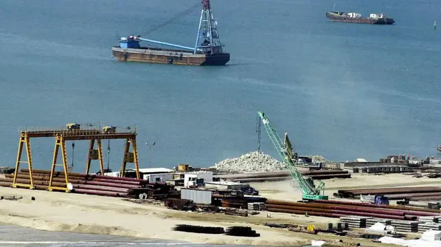 पाकिस्तान और चीन ईरान की सीमा के नजदीक ग्वादर पोर्ट