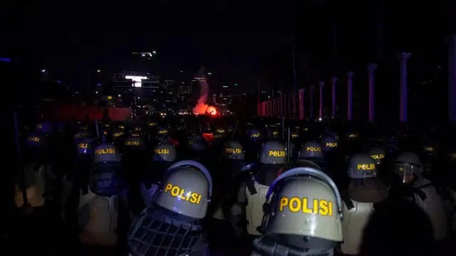 polisi, hukum