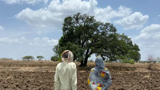 விவசாயிகள் தற்கொலை