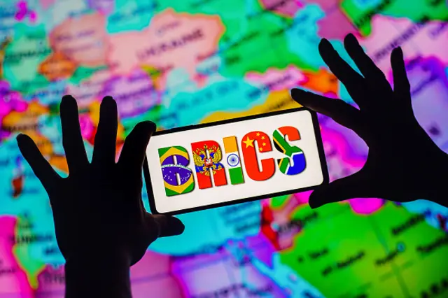 အစဉ်အလာကို သွေဖီတဲ့ ဘဏ်စံနစ် BRICS နိုင်ငံတွေ ထူထောင်ခဲ့ကြ