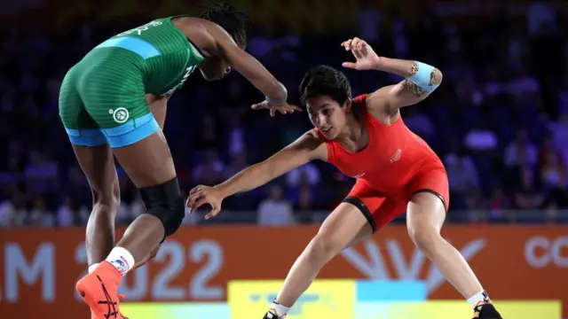 தடைகளைக் கடந்து களமிறங்கும் இந்திய மல்யுத்த அணி