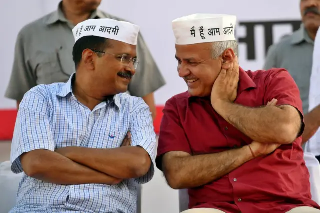 આમ આદમી પાર્ટી અરવિંદ કેજરીવાલ