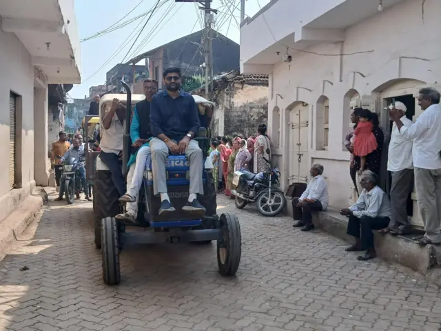 ગોપાલ ઇટાલિયા, વીસાવદર, ભાજપ, ગુજરાત, આમ આદમી પાર્ટી, બીબીસી ગુજરાતી 