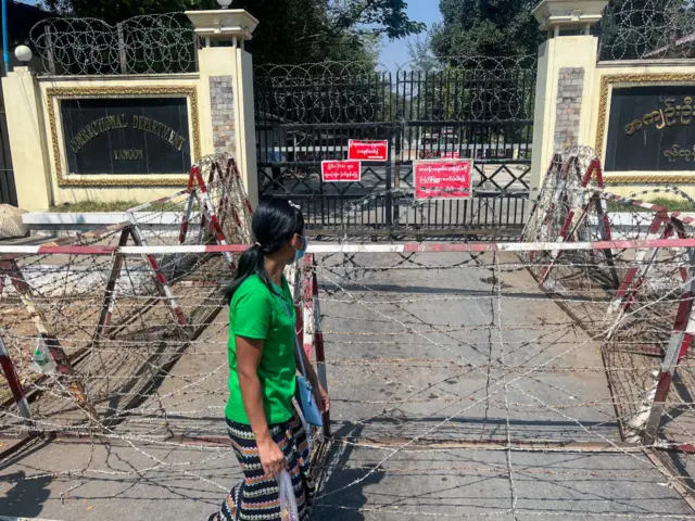 အင်းစိန်အကျဉ်းထောင်