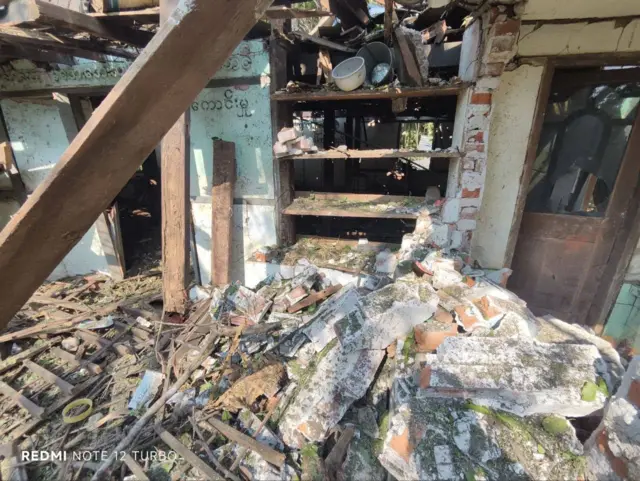 လေကြောင်းပစ်ခတ်ခံရပြီးနောက်ပိုင်း မြင်ရတဲ့ အပျက်စီးတွေ