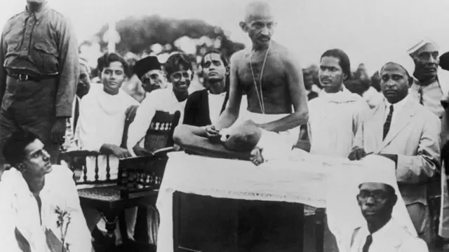 महात्मा गांधी 