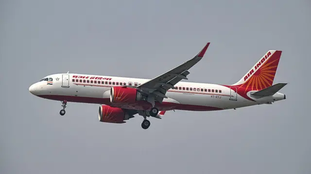 ஏர் இந்தியா, விமானி, ஏர்பஸ் ஏ320 விமானம், டெல்லி