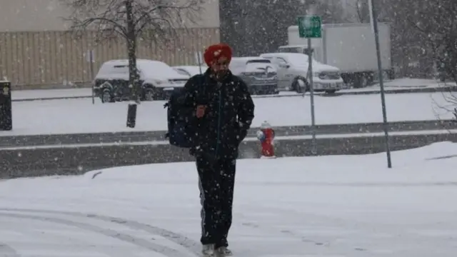 கனடாவில் இந்திய மாணவர்களின் கனவுகள் எப்படி சிதைக்கப்படுகின்றன?