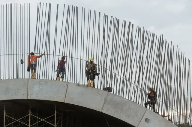 Trabajadores de la construcción en Nusantara