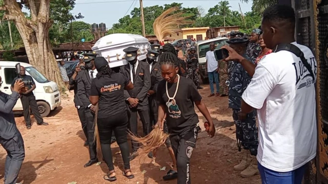 Junior Pope Burial: Nollywood actor Jnr Pope funeral live as family and  friends bury actor wey die for boat accident - BBC News Pidgin
