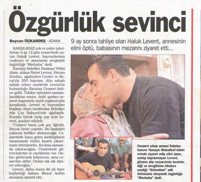 Haluk Levent cezaevinden çıktığında çekilmiş fotoğrafının yer aldığı bir gazete küpürü