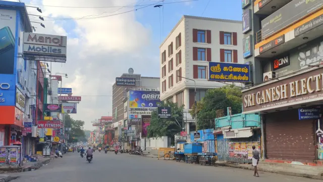 வெறிச்சோடிய புதுவை