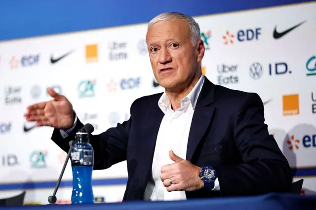 Le sélectionneur français Didier Deschamps lors de sa conférence de presse ayant suivi l'annonce de sa liste de 26 joueurs pour la Coupe du Monde 2026.