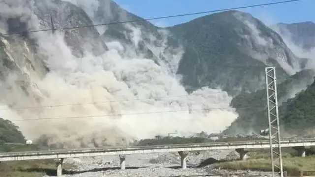 Aworan ilẹ riri naa lawọn agbegbe to sunmọ ori oke