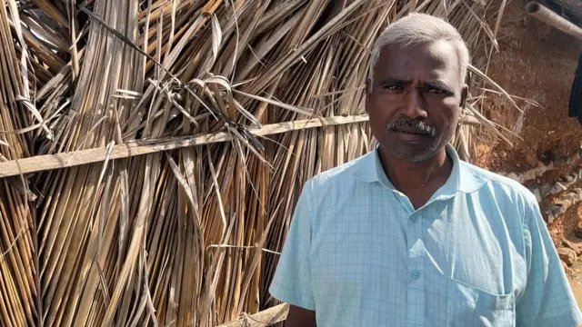 பாப்பாளின் கணவர் பழனிசாமி 