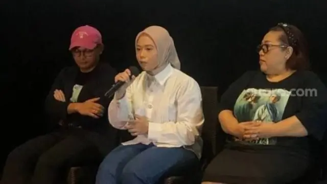 Norma Risma dalam konferensi pers