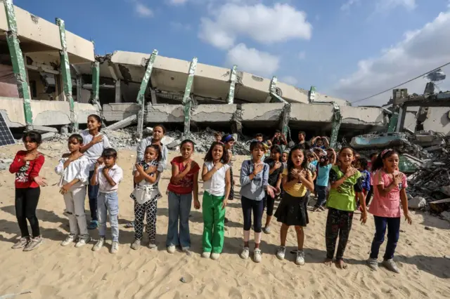 ዌስት ባንክ በከፊል የፈረሰ ትምህርት ቤት