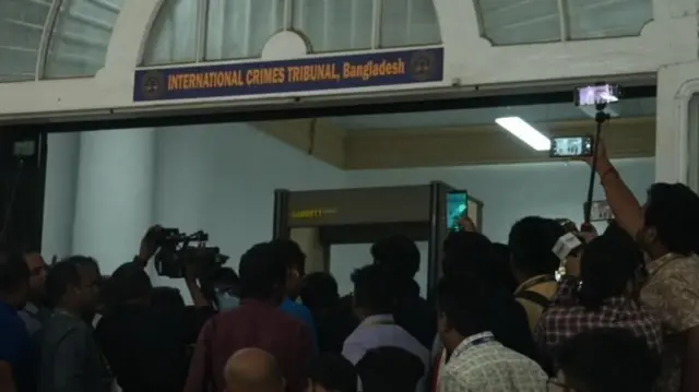 গত ১৭ই নভেম্বর শেখ হাসিনাকে মৃত্যুদণ্ড দিয়েছে আন্তর্জাতিক অপরাধ ট্রাইব্যুনাল