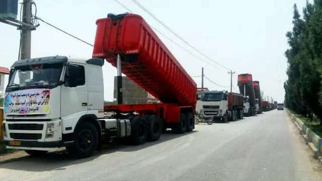 تصویر یکی از مخاطبان بی‌بی‌سی از اعتصاب کامیونداران استان قزوین