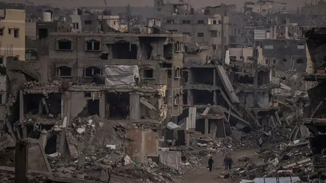 ساختمان‌های ویران شده‌ای شهر غزه