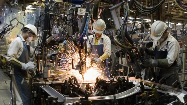 “ค่าแรงขั้นต่ำ: การเมืองดี แต่เศรษฐกิจแย่ ?” มอร์ลีย์ กุนเดอร์สัน 