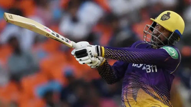 वेंकटेश अय्यर, कोलकाता नाईट रायडर्स, मुंबई इंडियन्स