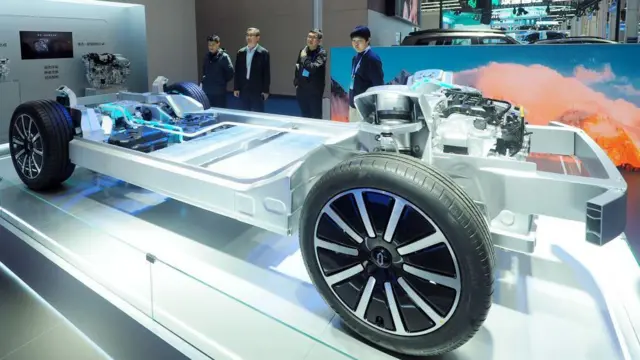 ၂၀၂၄ တရုတ်နည်းပညာပြပွဲမှာတွေ့ရတဲ့ လျှပ်စစ်ကား အင်ဂျင်နဲ့ အောက်ပိုင်း