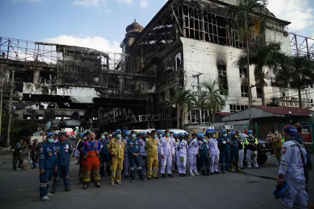 จนท.กู้ภัยไทย