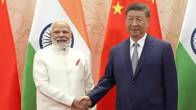 భారత ప్రధానమంత్రి నరేంద్ర మోదీ, చైనా అధ్యక్షుడు జిన్పింగ్