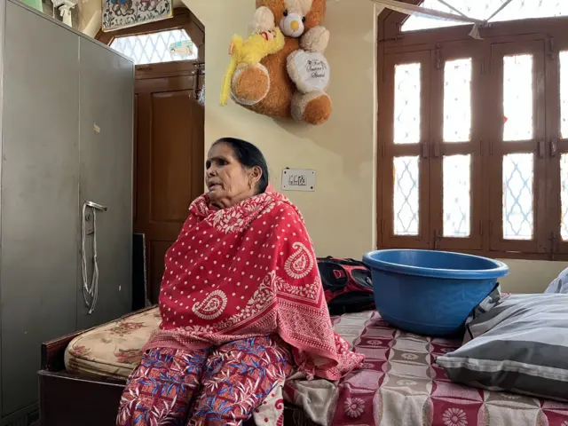 आयुषी की दादी﻿