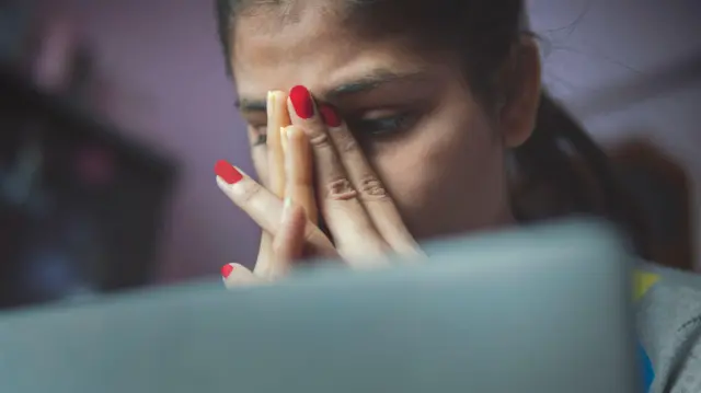 మహిళ
