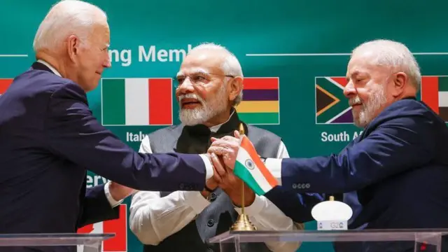 अमेरिका और ब्राजील के राष्ट्रपति के साथ भारत के प्रधानमंत्री नरेंद्र मोदी.