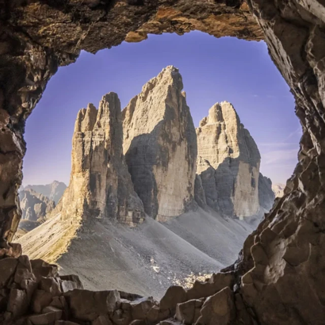 Di breathtaking sawtooth cliffs of di Dolomites na one of Italy's most striking landscapes