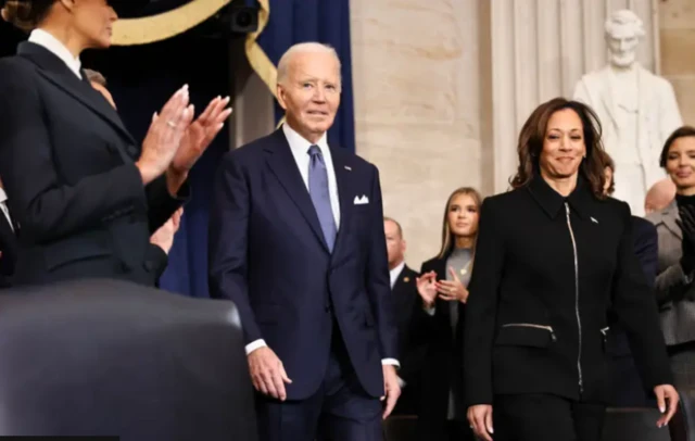 የቀድሞው ፕሬዝደንት ጆ ባይደን እና የትራምፕ ተፎካካሪ የነበሩት ምክትላቸው ካማላ ሀሪስ ወደ አዳራሹ ሲገቡ ጭብጨባ ተደርጎላቸዋል
