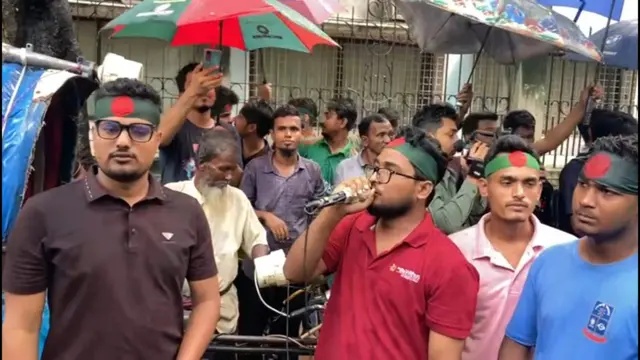 চলছে বাংলা ব্লকেড