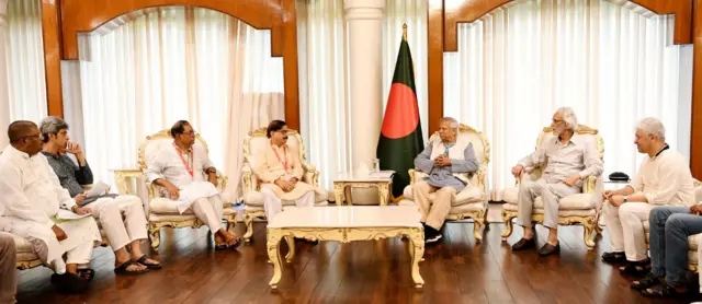  প্রধান উপদেষ্টার সাথে গণতন্ত্র মঞ্চের প্রতিনিধি দলের সংলাপ