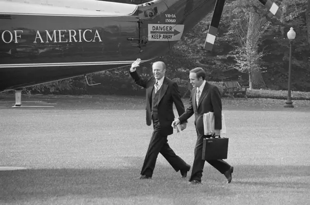 Cheney con el presidente Ford en 1975.