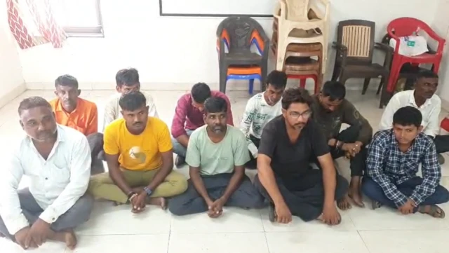 દાહોદ, પોલીસ, બીબીસી, ગુજરાતી, SBI લોન કૌભાંડ