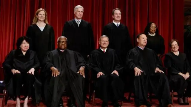 ABD Yüksek Mahkemesi üyeleri