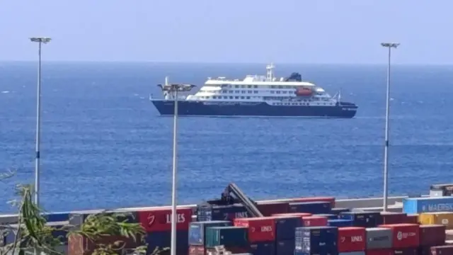 MV Hondius na costa de Cabo Verde em 4 de maio